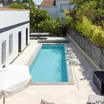 Gorgeous In * Royan