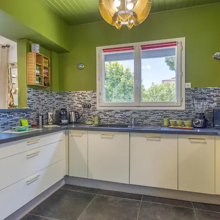 Gorgeous In Holiday home *