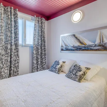 Stunning In Ρουαγιάν