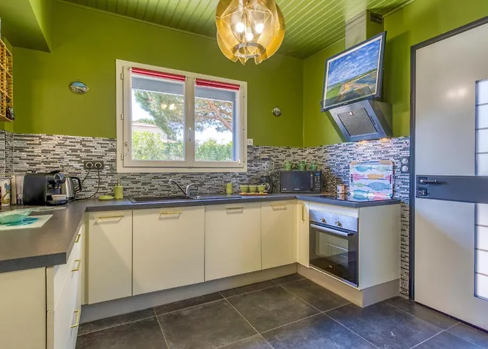 Prázdninový dům Stunning In *